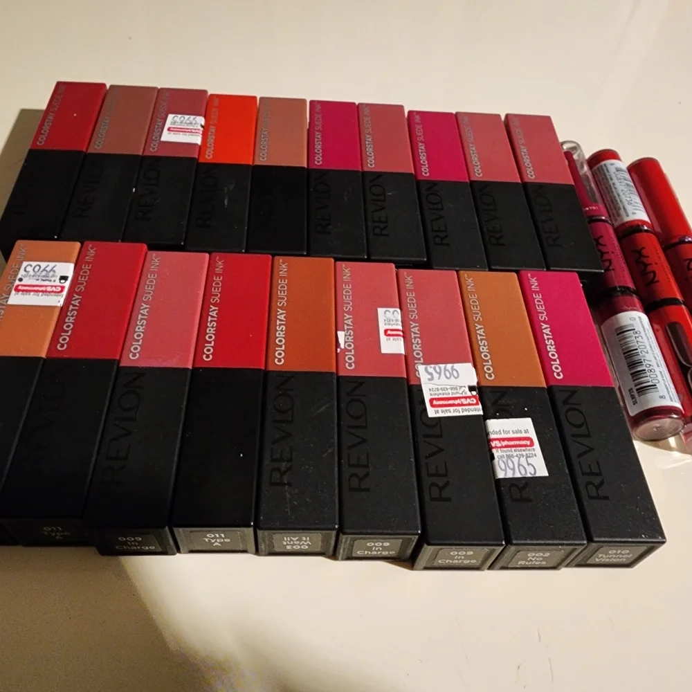 LIPSTICKS GALORE! - Picture 3 of 14